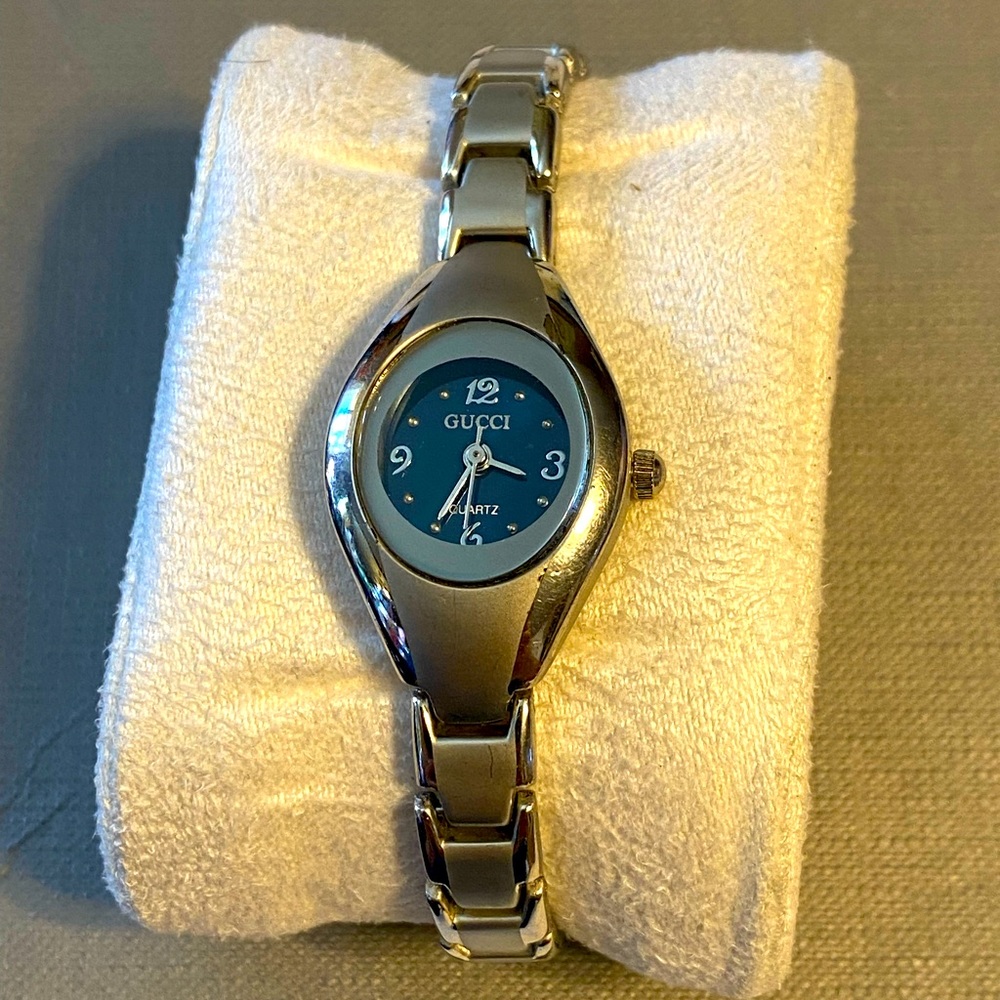 Gucci ladies watch